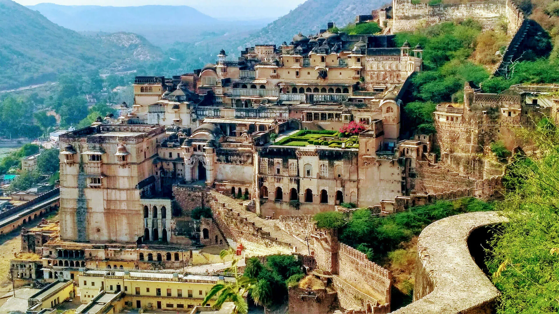 Golden Triangle with Rajasthan Tour image